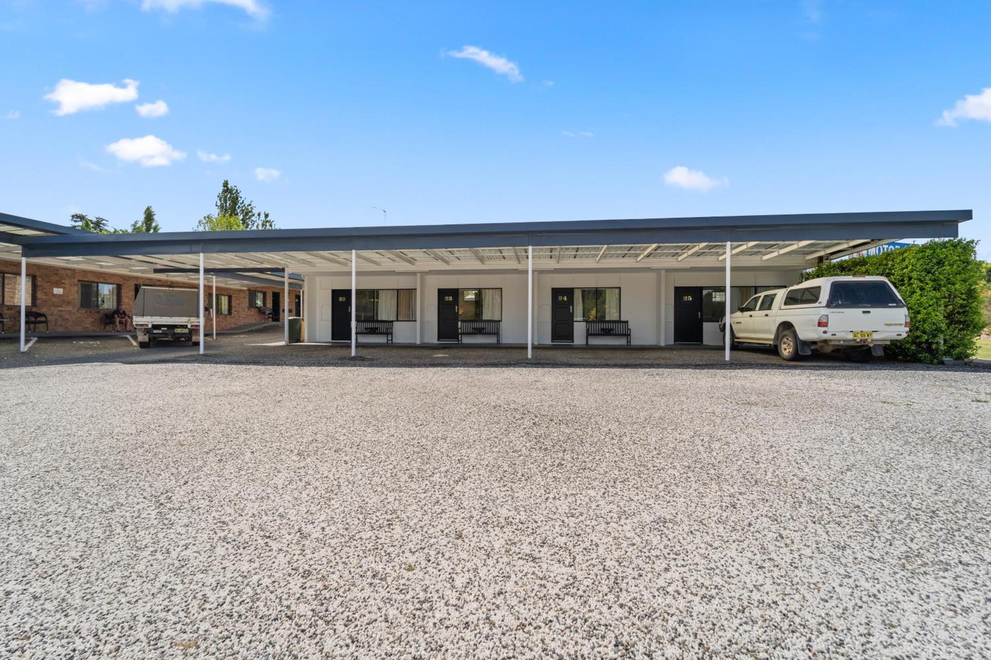 Tally Ho Motor Inn Тентърфилд Екстериор снимка